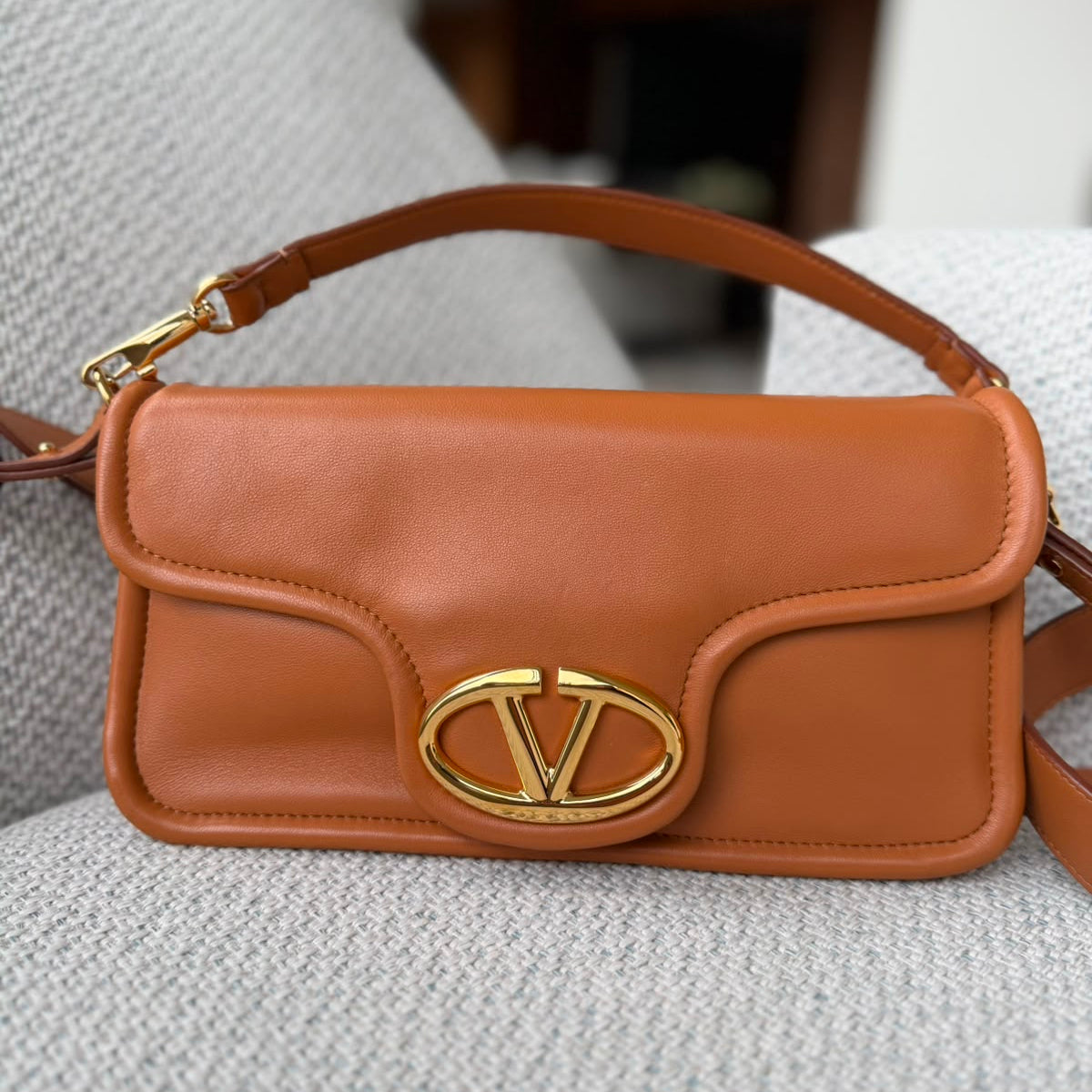 Bolsa Valentino Garavani VLogo 1960 Caramelo