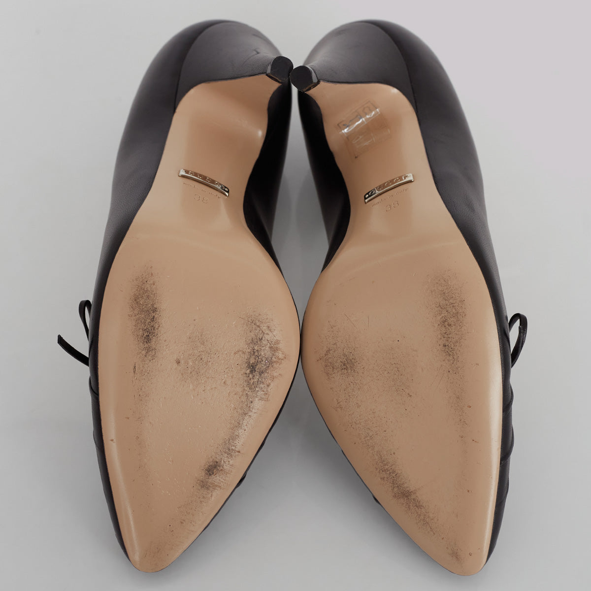 Scarpin Gucci Couro Preto Tam. 36 Br