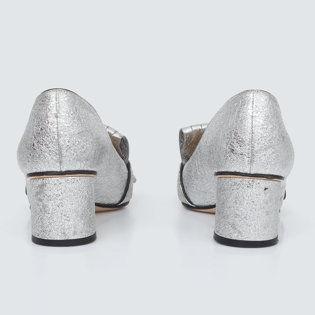 Mocassim Gucci Marmont Prata Tam. 35,5 BR