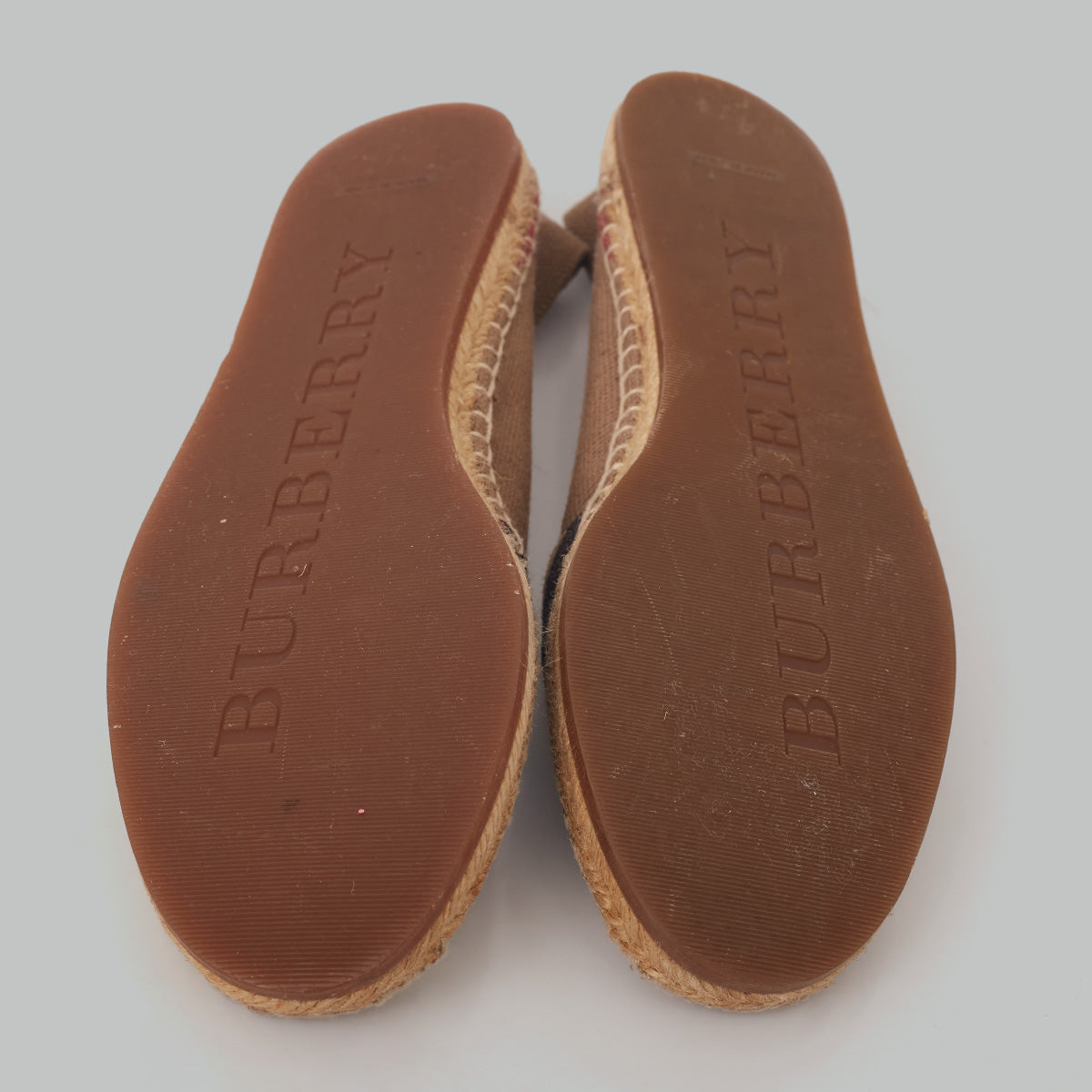 Alpargata Burberry Check Canvas Tam. 37 BR