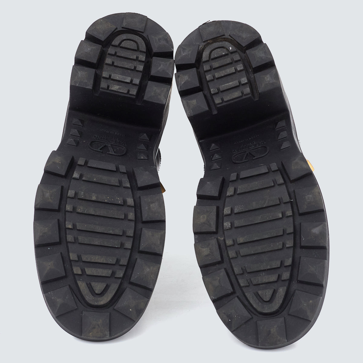 Coturno Valentino Roman Stud Preto Tam. 36,5 BR