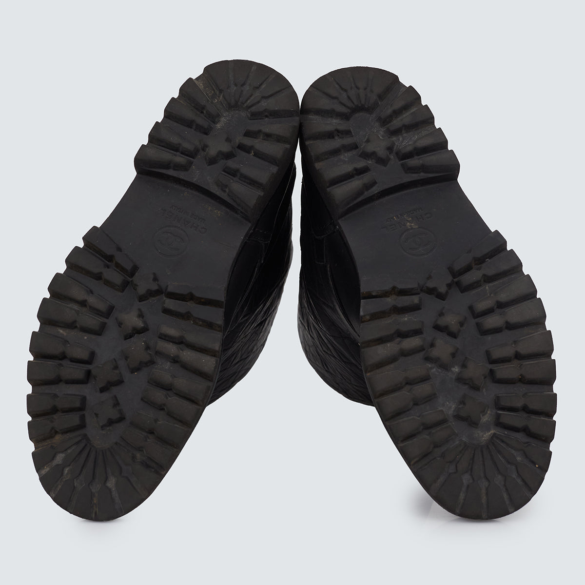 Bota Chanel Preta Couro Cano Alto Tam 38 Br