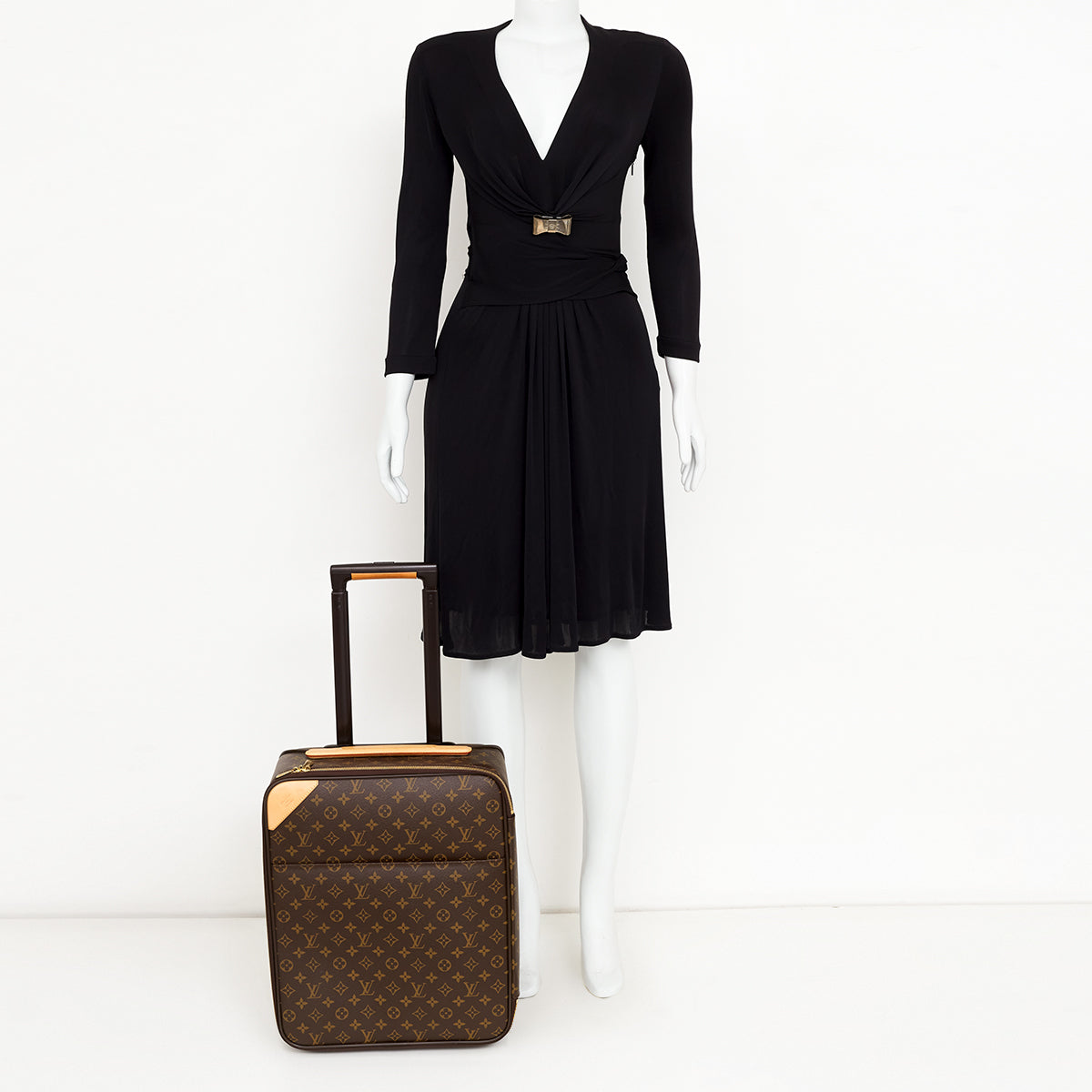 Mala Louis Vuitton de Bordo com capa de proteção