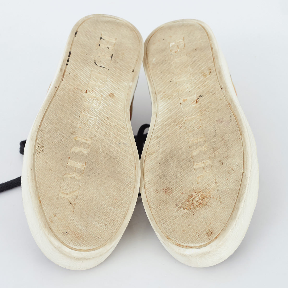 Tênis Burberry Xadrez Tam. 35 Br