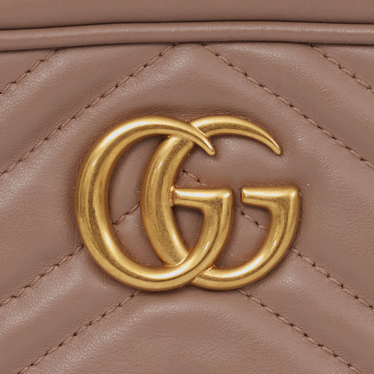 Bolsa Gucci Marmont Bege