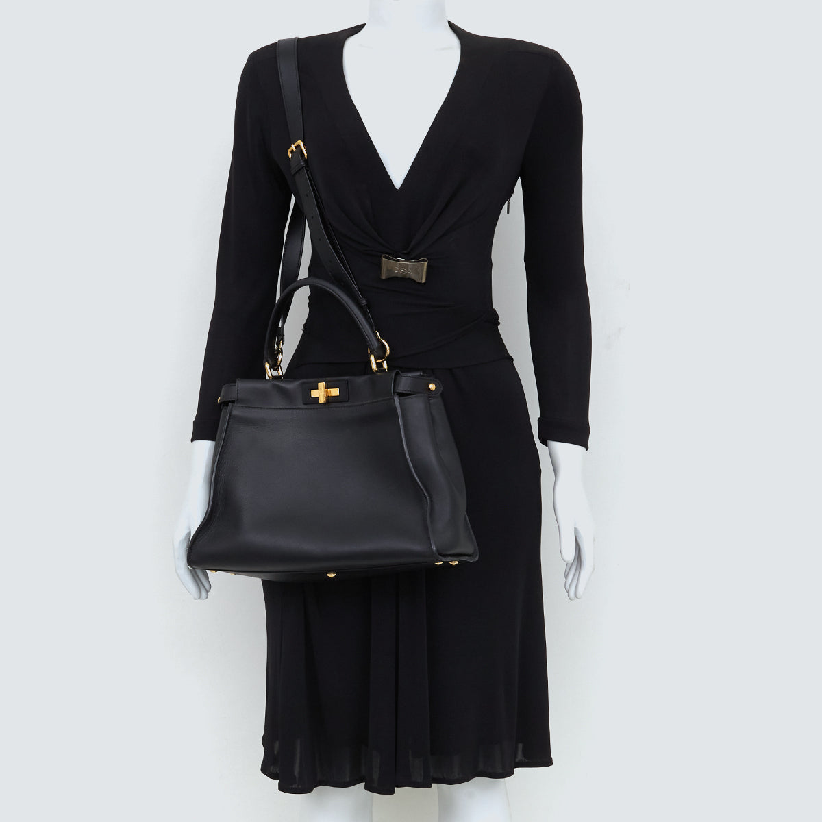 Bolsa Fendi Peekaboo Preta