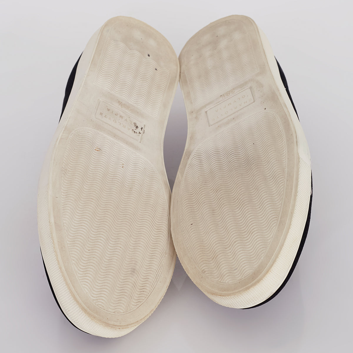 Tênis Charlotte Olympia Slip On Preto Tam. 36,5 BR