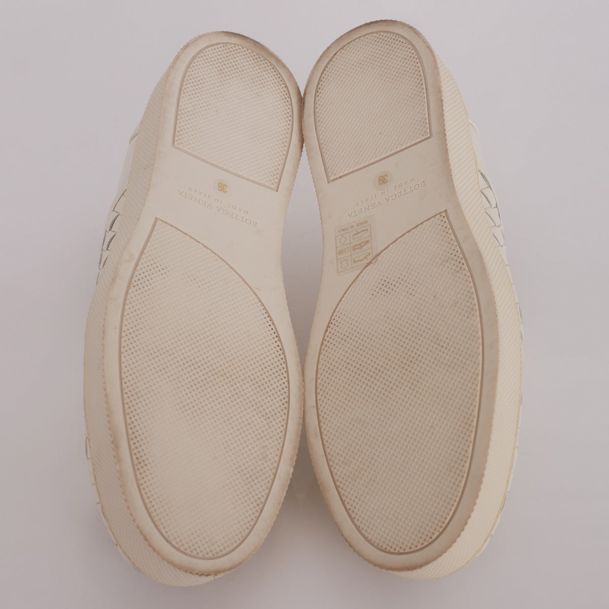 Tênis Bottega Veneta Slip On Off-White Tam. 37 Br