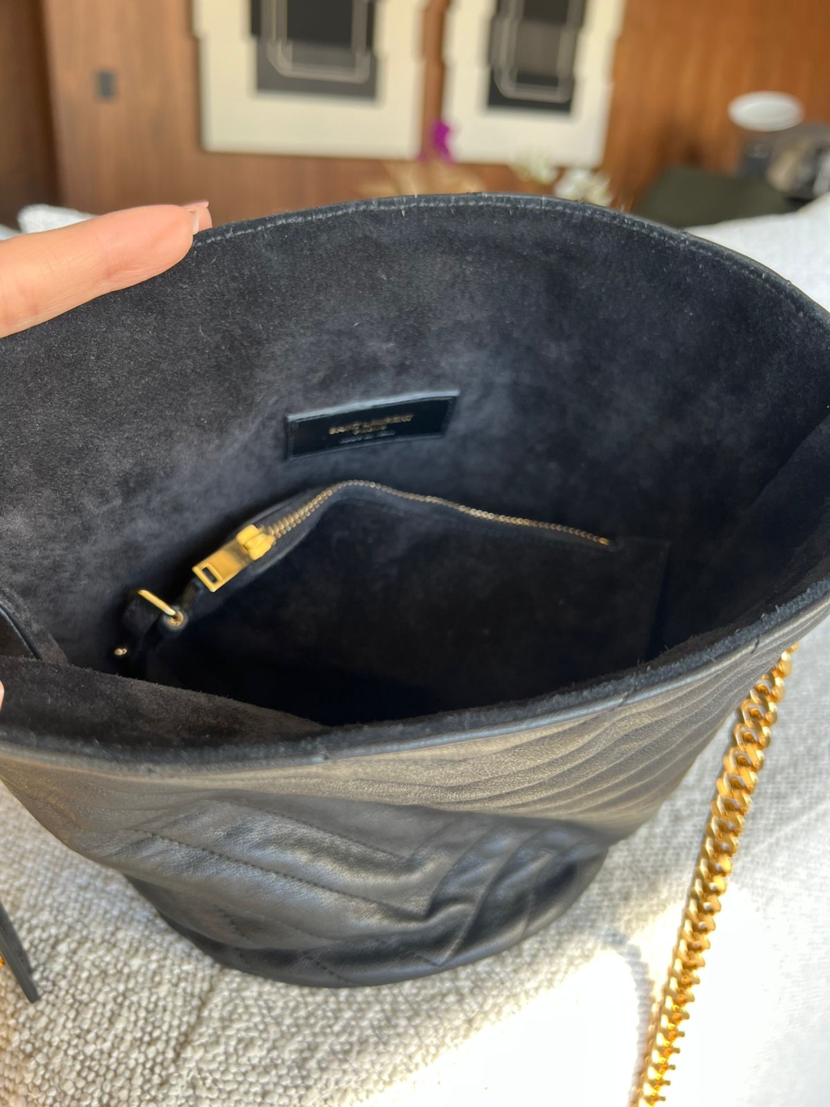 Bolsa Saint Laurent Bucket Preta