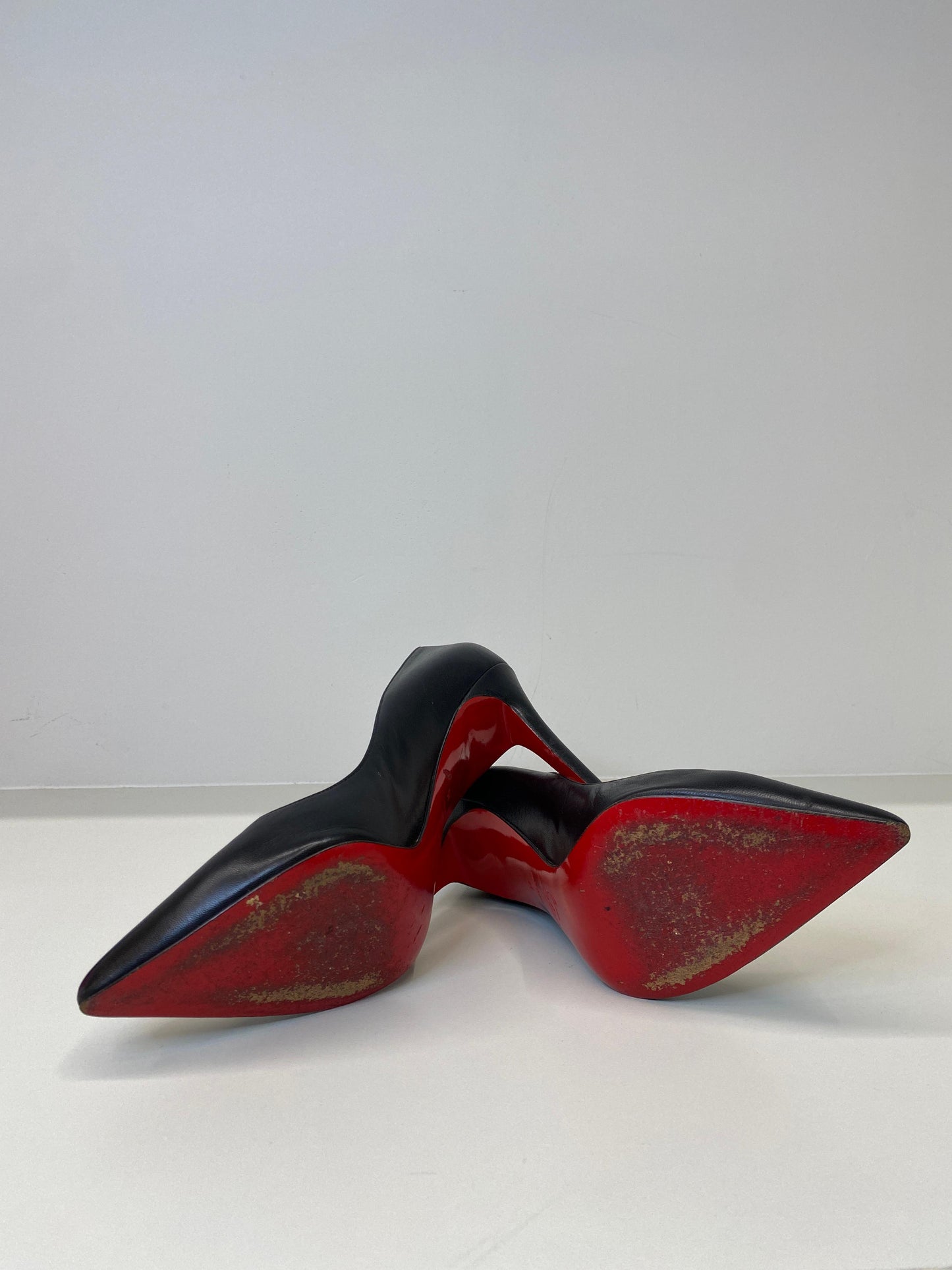 Scarpin Christian Louboutin Preto TAM. 39 BR