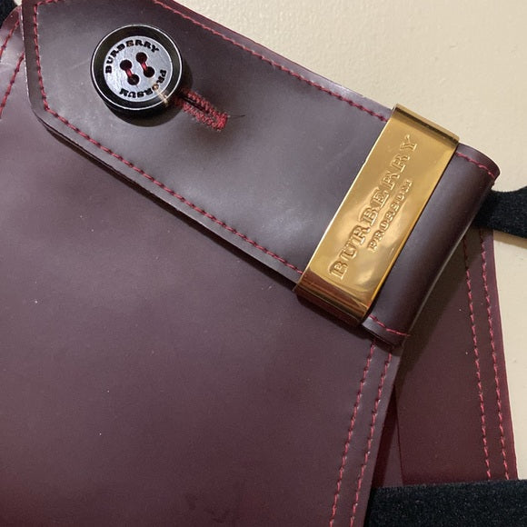 Vestido Burberry Vermelho TAM. 38 br