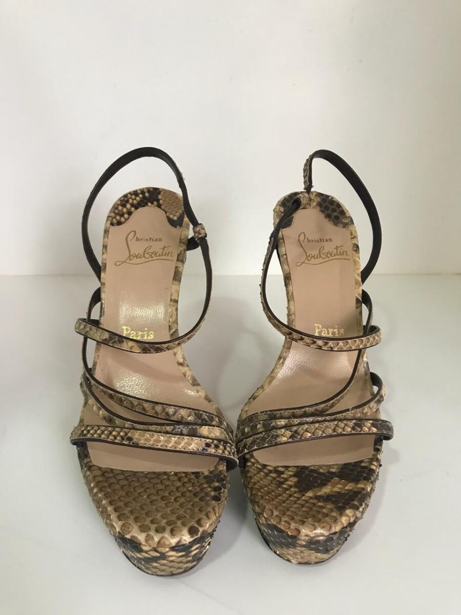 Sandália Louboutin, sola 39
