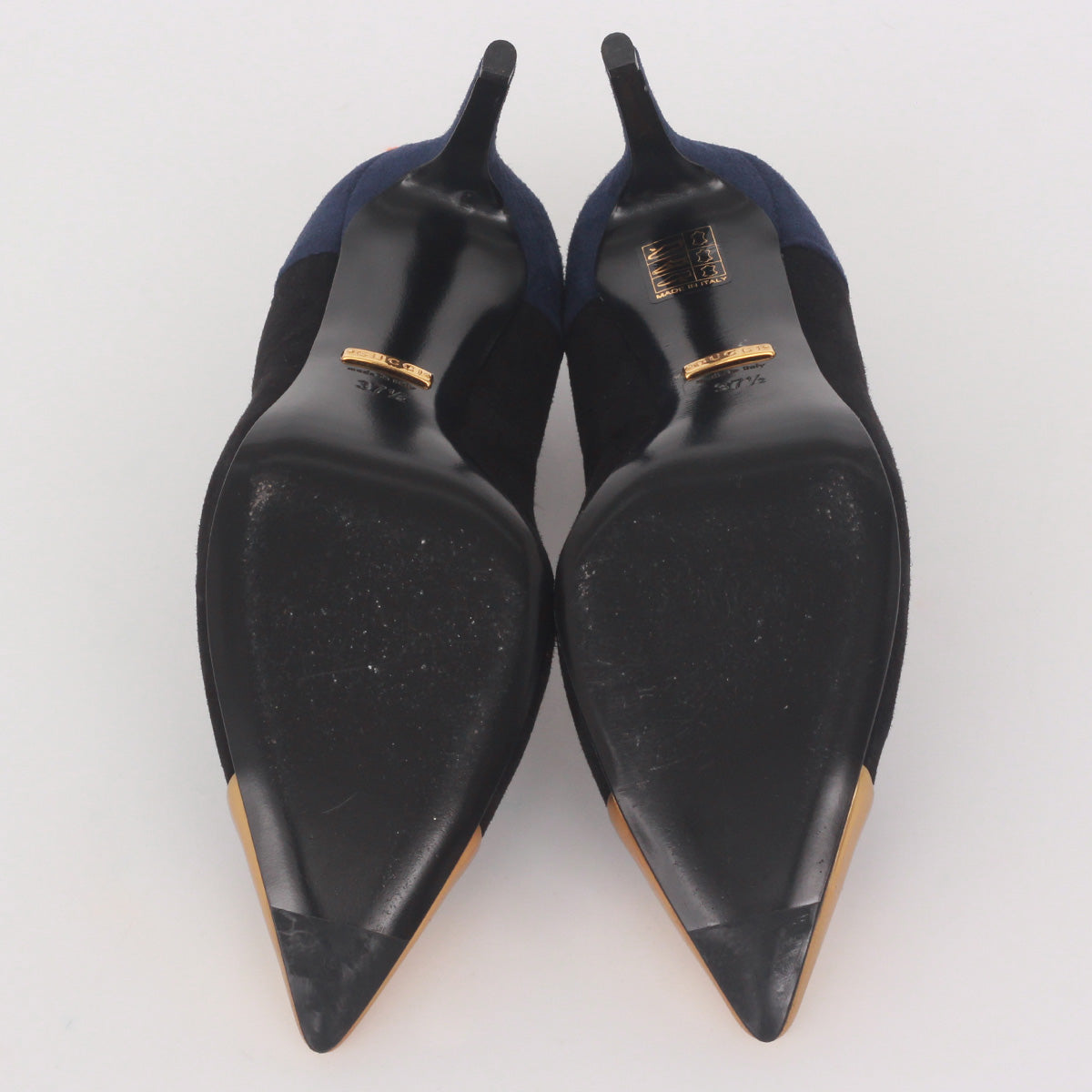 Scarpin Gucci Preto e Azul Marinho c/ Bico Dourado Tam.35,5 Br