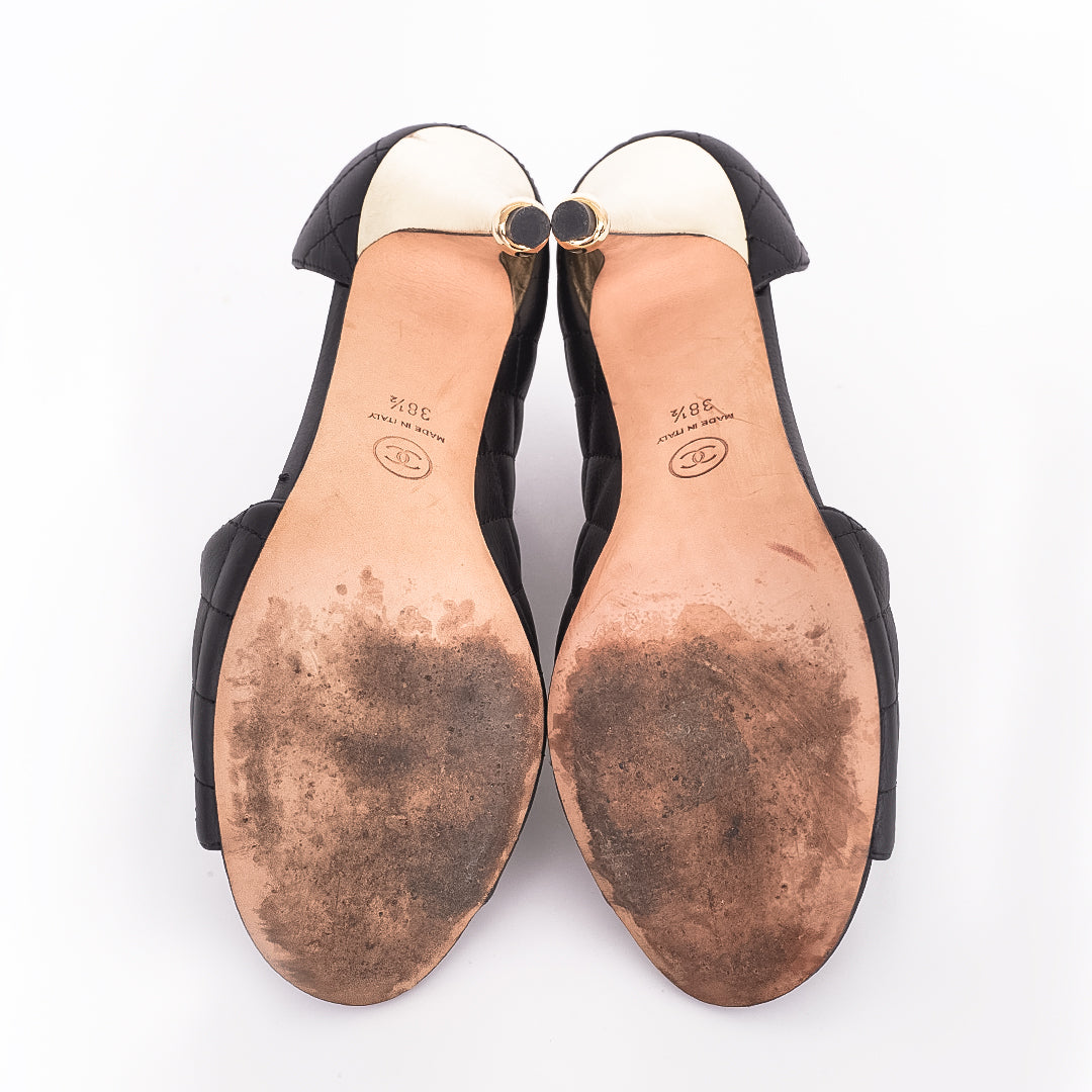 Peep Toe Chanel Preto c/ Detalhe Vazado Tam. 37 Br