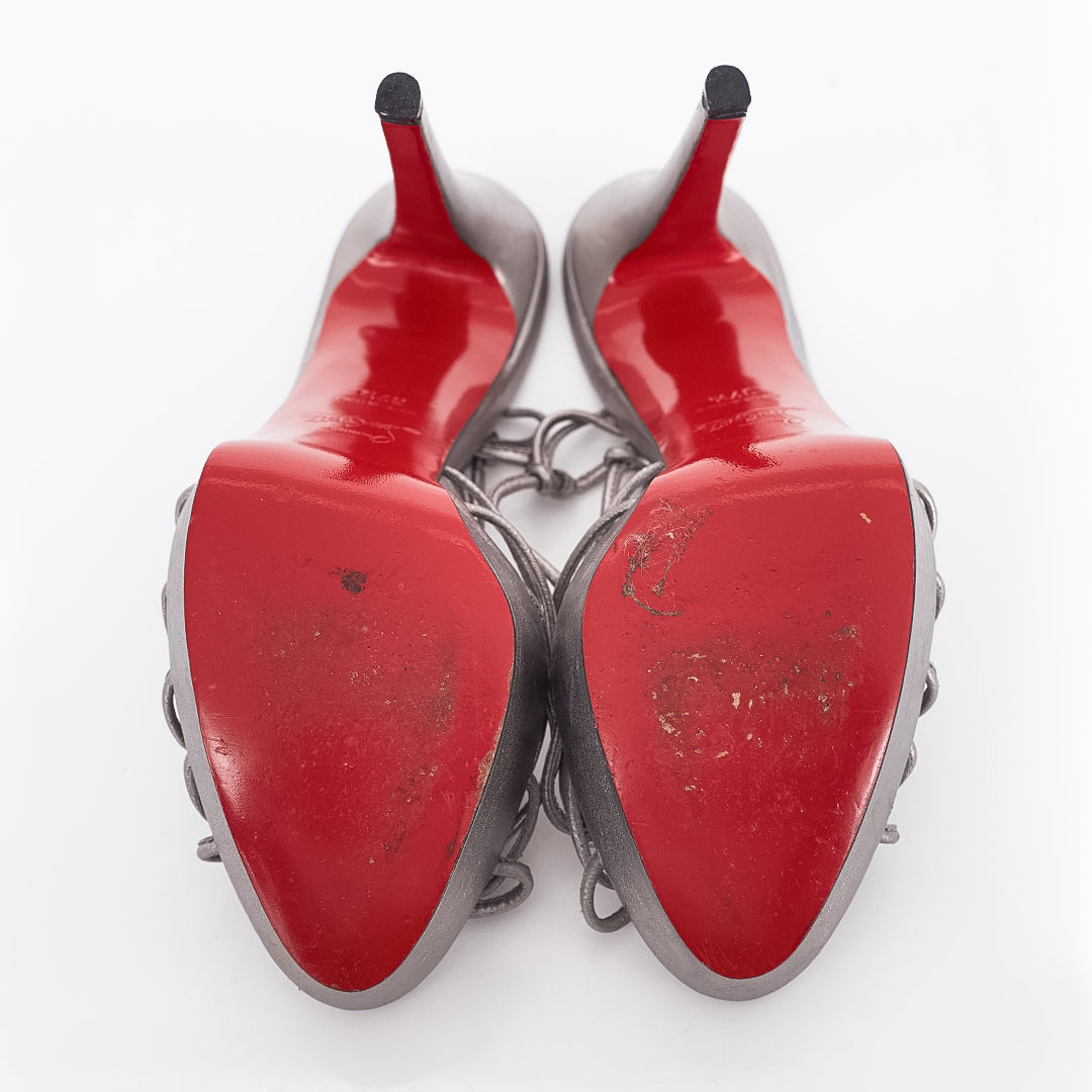 Sandália Christian Louboutin Disco Lilou 140 Prata Tam. 35 Br