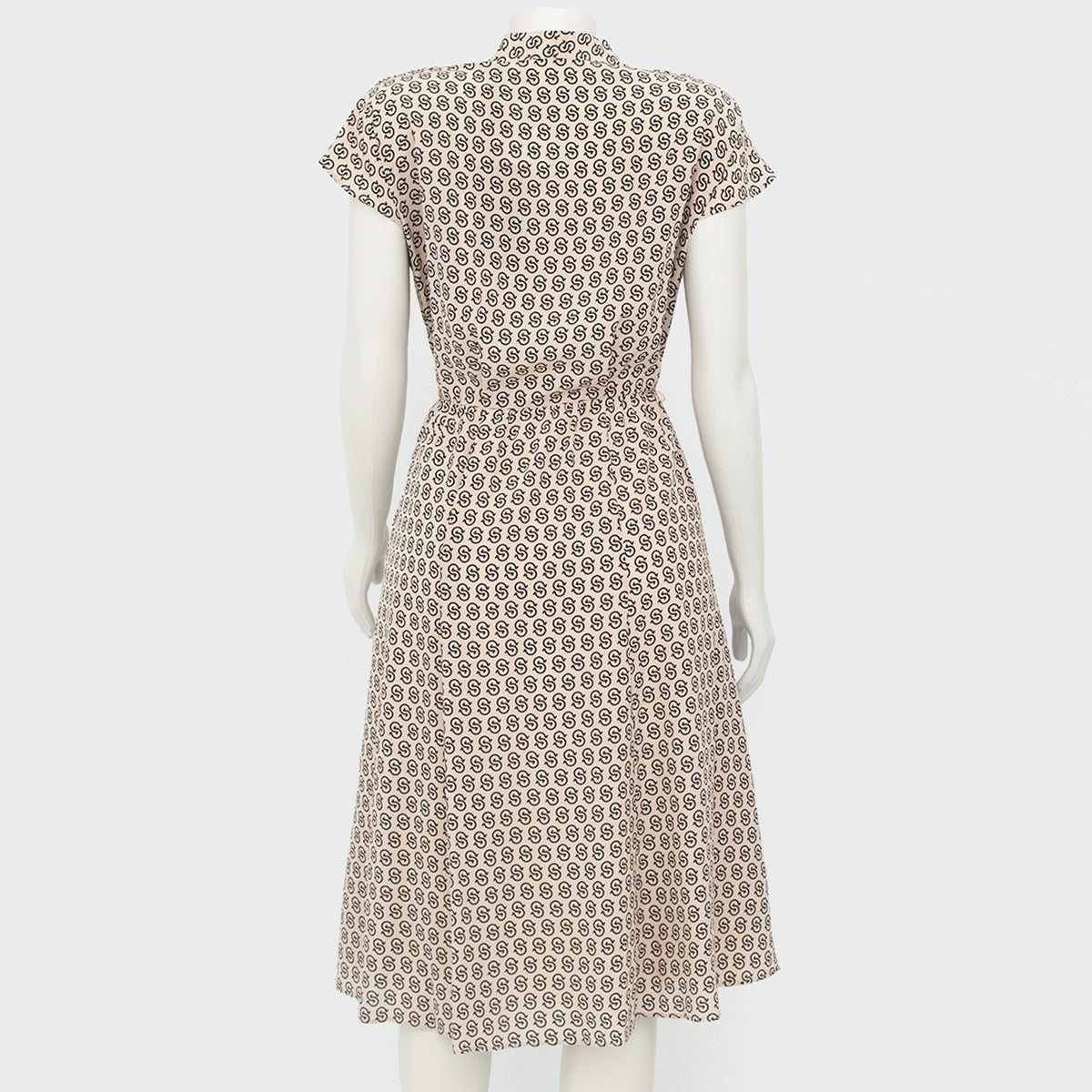 Vestido Salvatore Ferragamo Monograma Bicolor Tam. 44