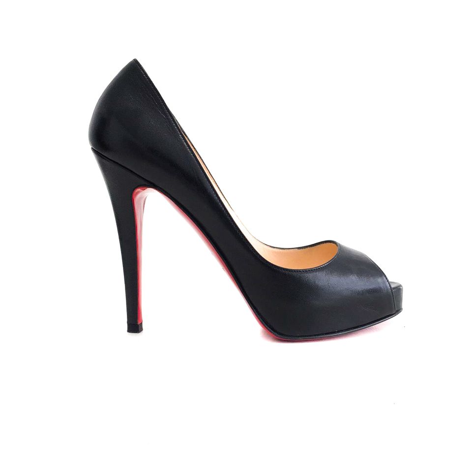 Sapato Peep toe Louboutin Preto Tam. 36,5