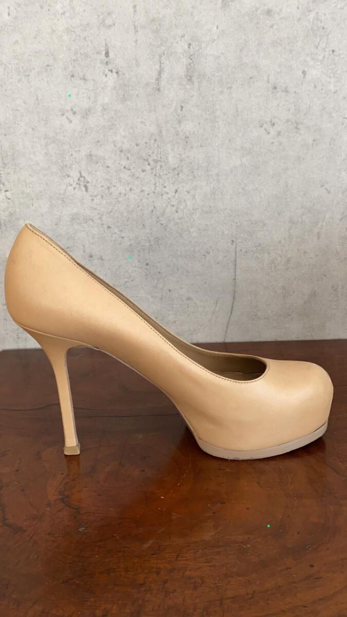 Sapato Saint Laurent Bege Tam. 37,5