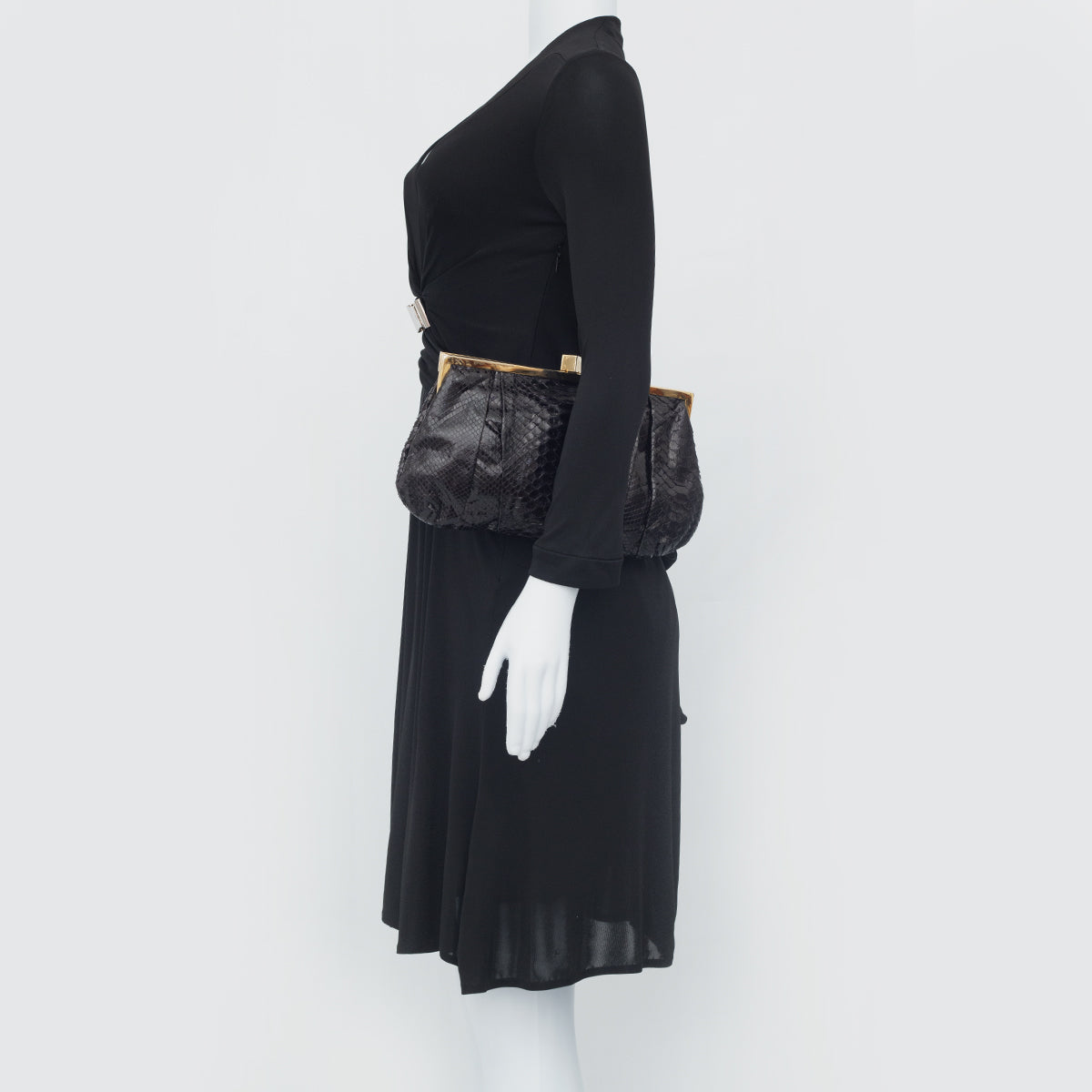 Clutch Nk Python Preta Meia Lua