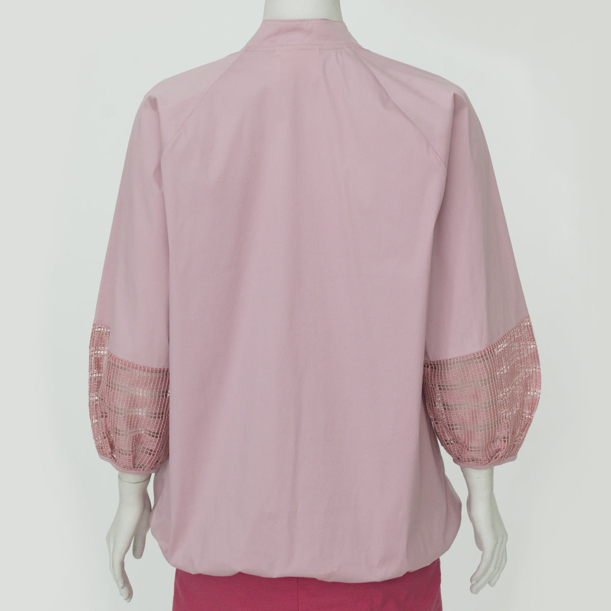 Bata Paula Raia Rosa com Detalhes nas Mangas