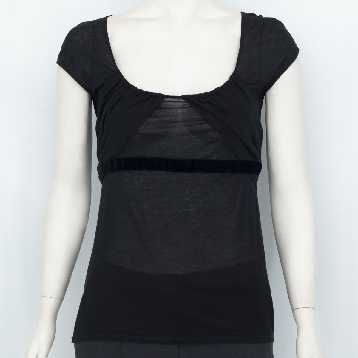 Blusa Preta Gucci Tam. M