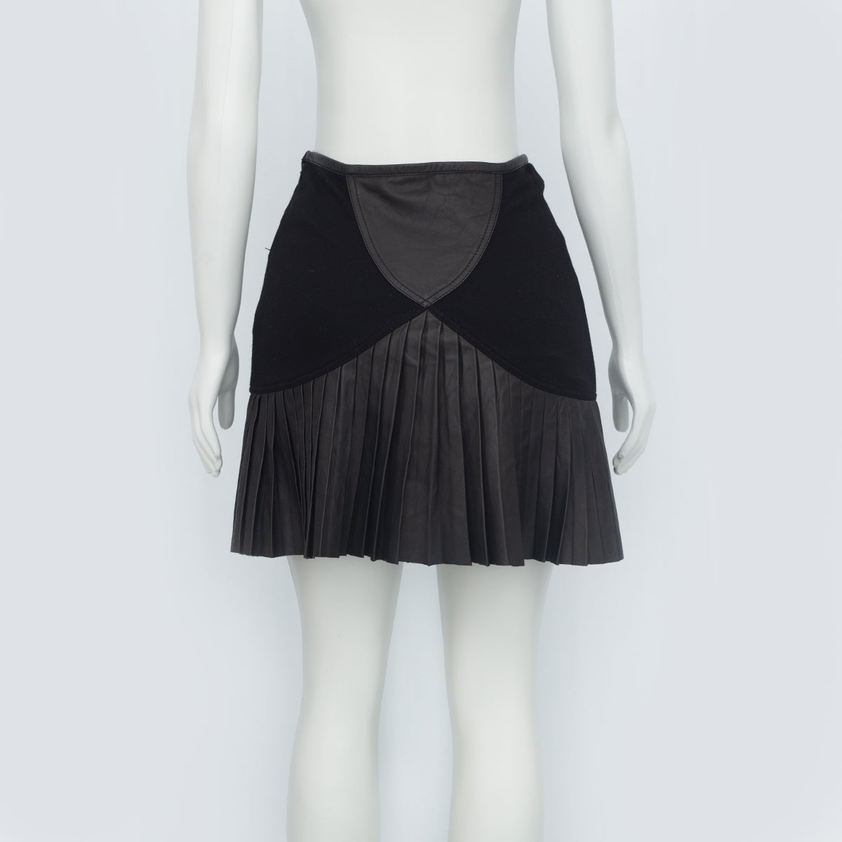 Saia Catherine Malandrino Preta Plissado Couro Tam. 6