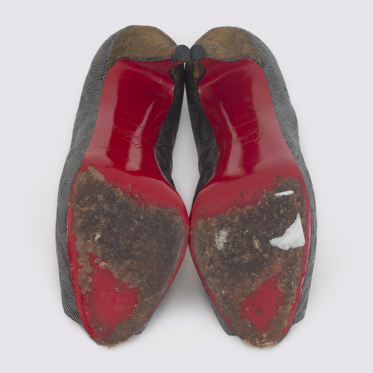 Sapato Christian Louboutin Onça Metalizado Tam. 40,5