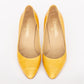Sapato Chanel Scarpin Amarelo com Dourado Tam. 37,5