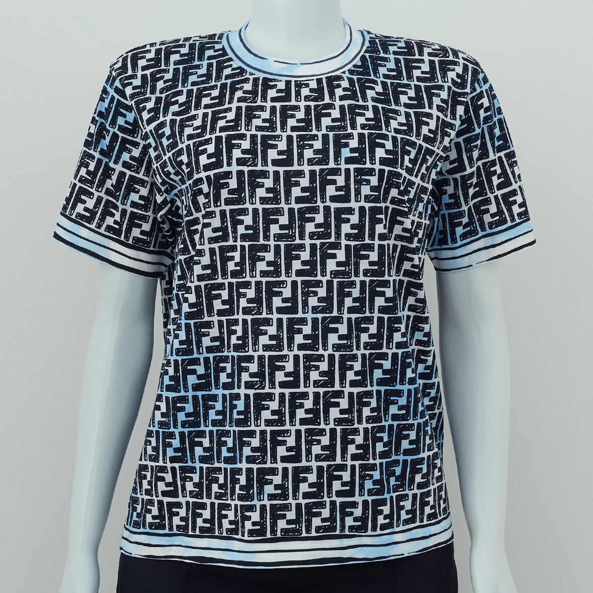 Camiseta Fendi Monograma Bicolor Tam. XL