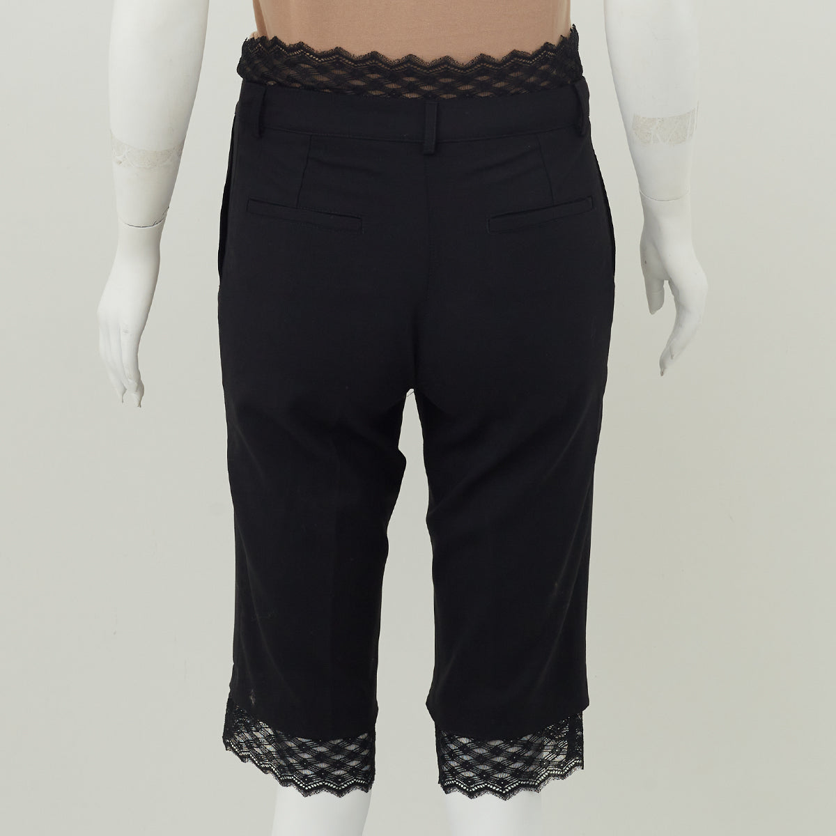 Bermuda Chanel Tecido Preto Tam. 36