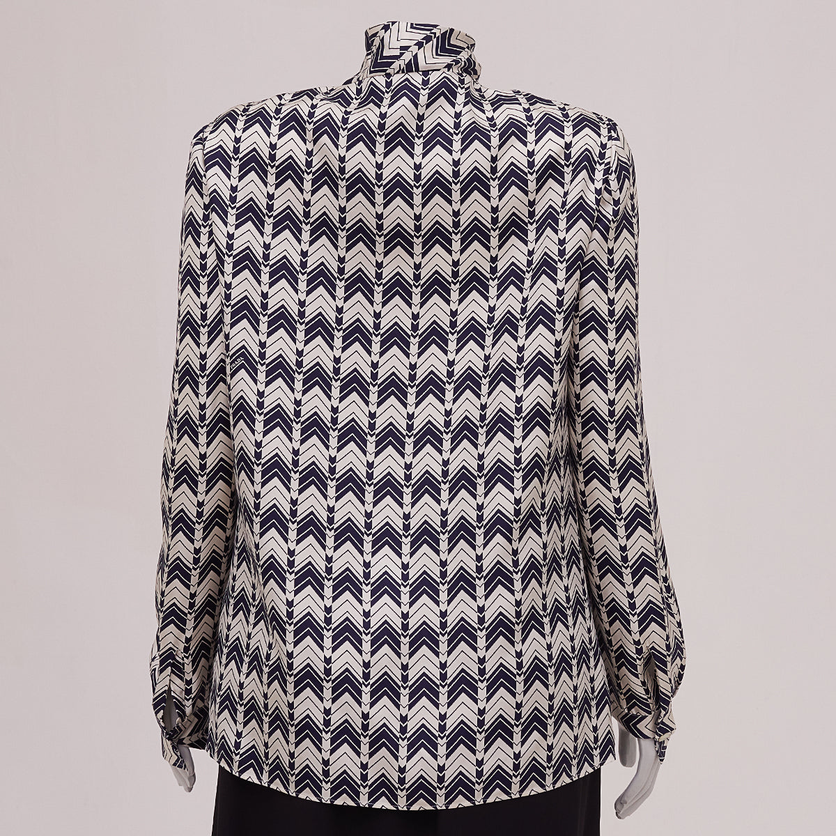 Camisa Prada Geométrica Azul e Off White Tam. 44