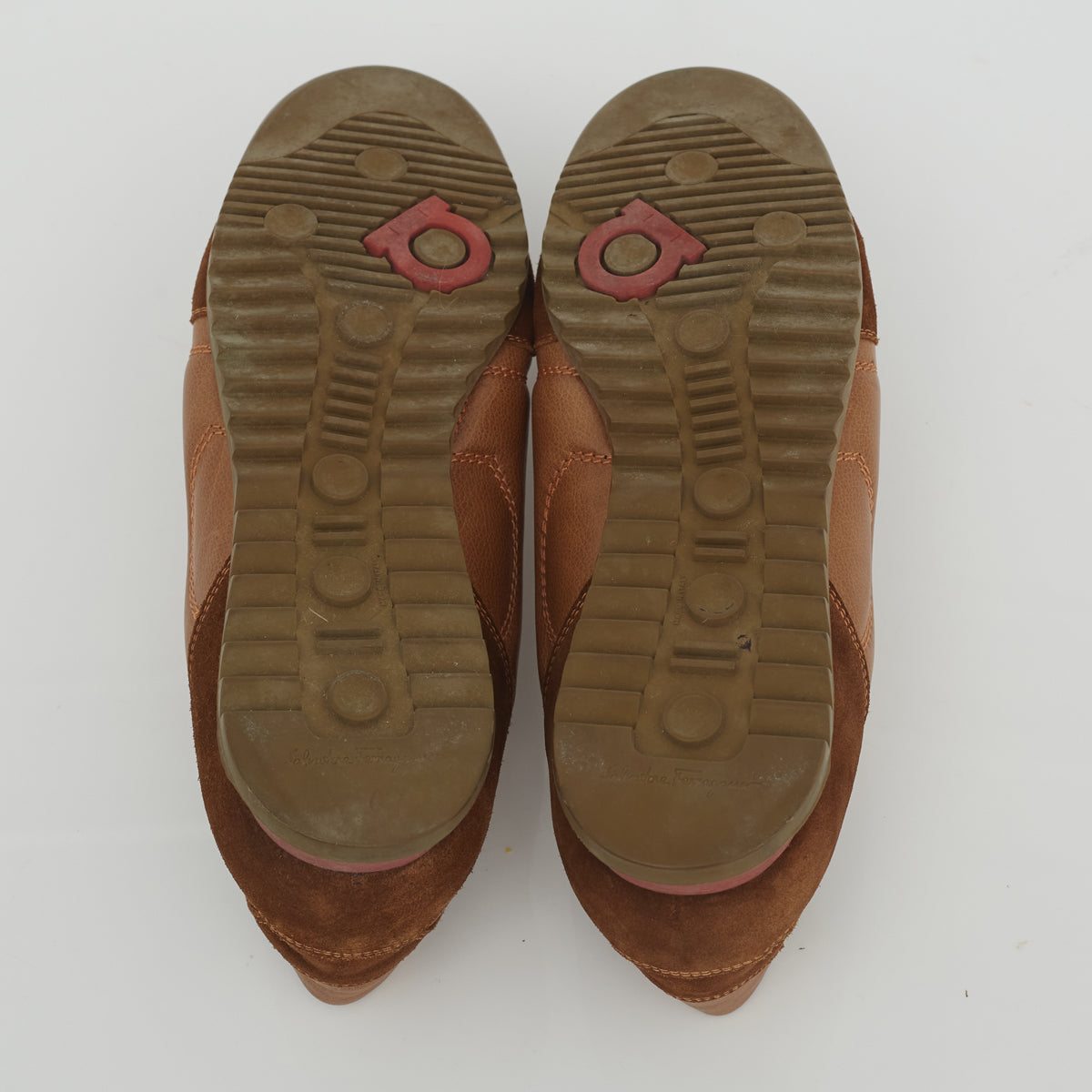 Tênis Salvatore Ferragamo Couro e Camurça Tam. 10