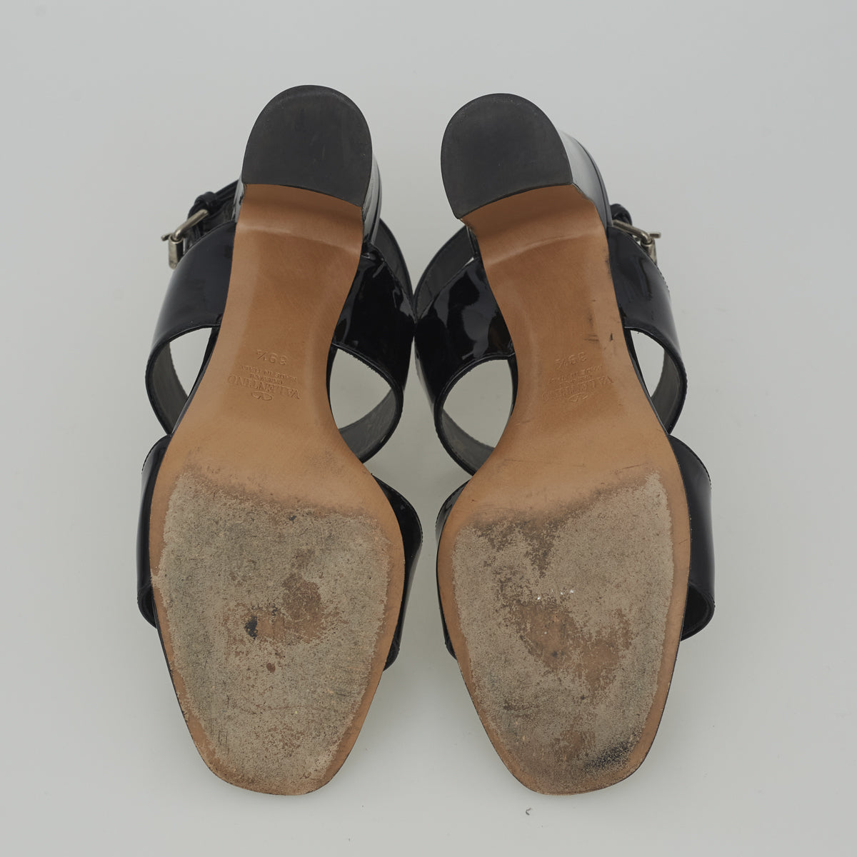 Sandália Valentino Verniz Preto Tam. 39,5