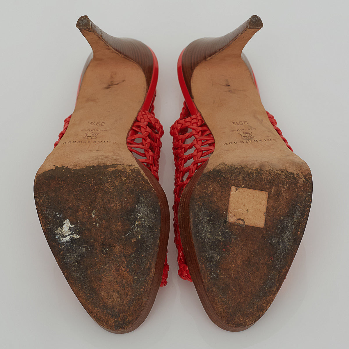 Sandália Brian Atwood Verniz Vermelho Tam. 39,5