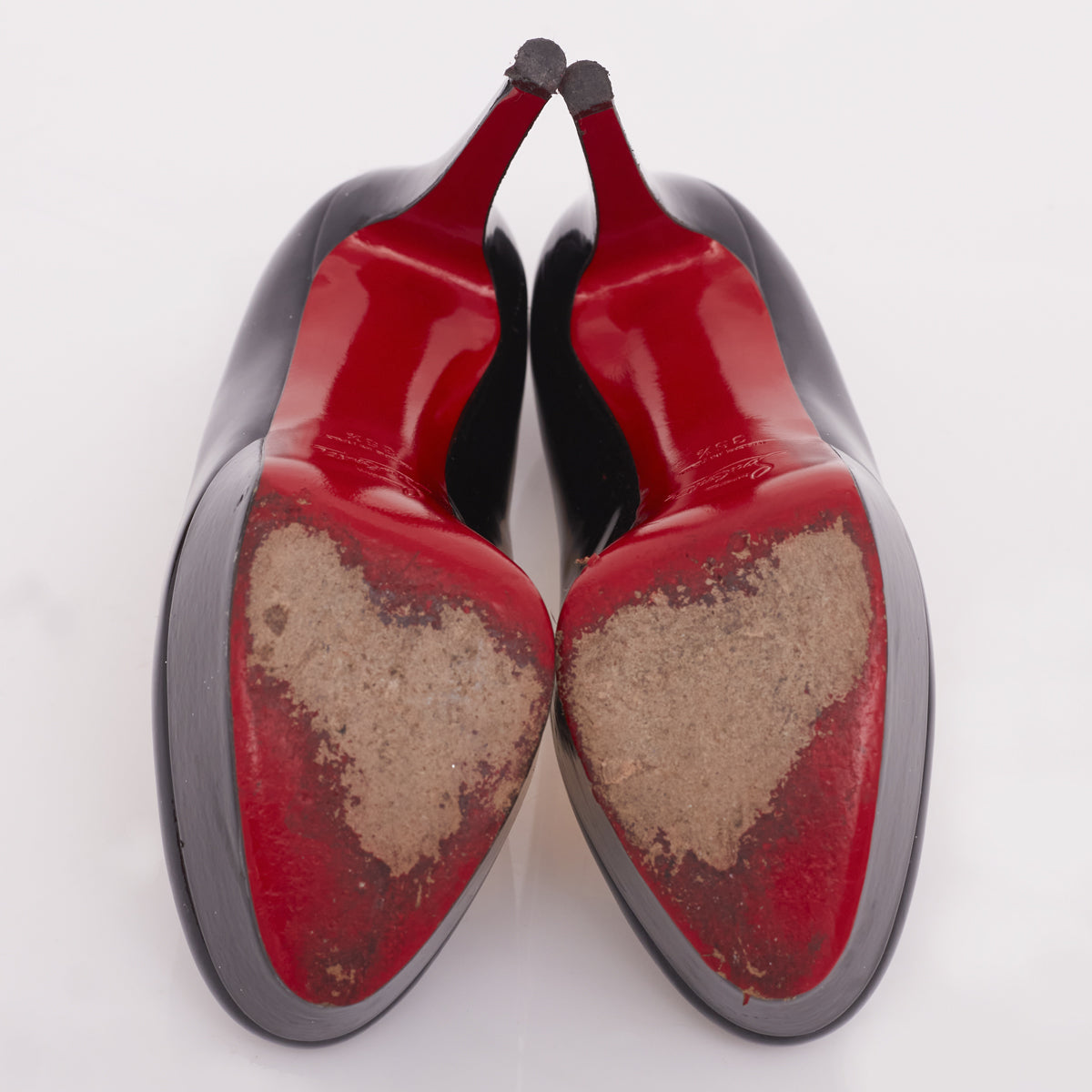 Sapato Christian Louboutin Verniz Preto Tam 35,5.