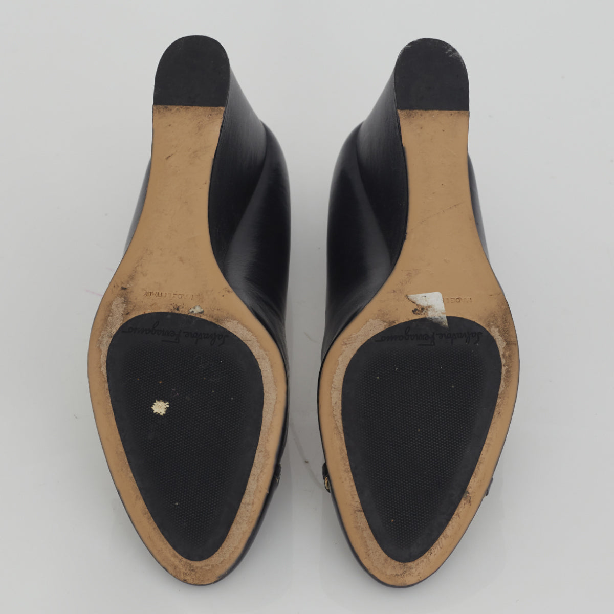 Sapato Salvatore Ferragamo Couro Tam. 8