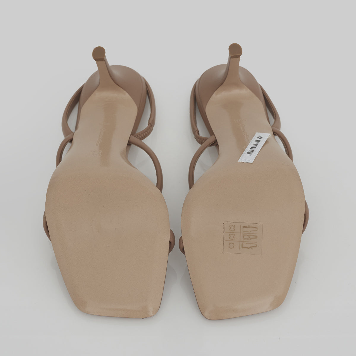 Sandália Gianvito Rossi Tiras Nude Tam. 36,5 br