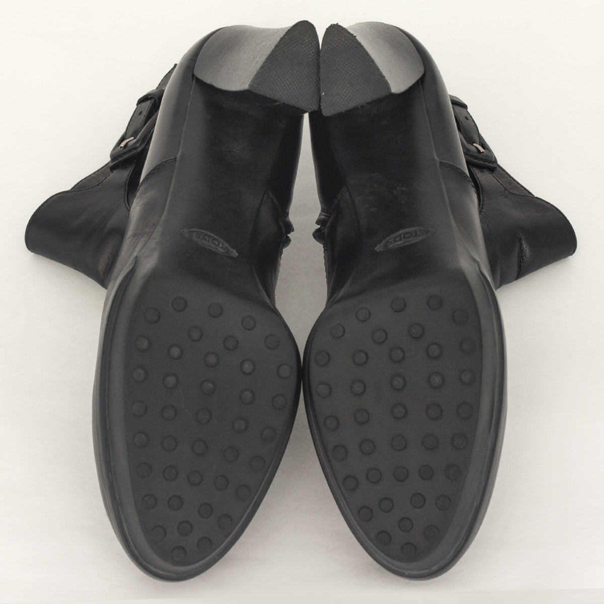 Bota Tods Cano Baixo Preta Tam. 39