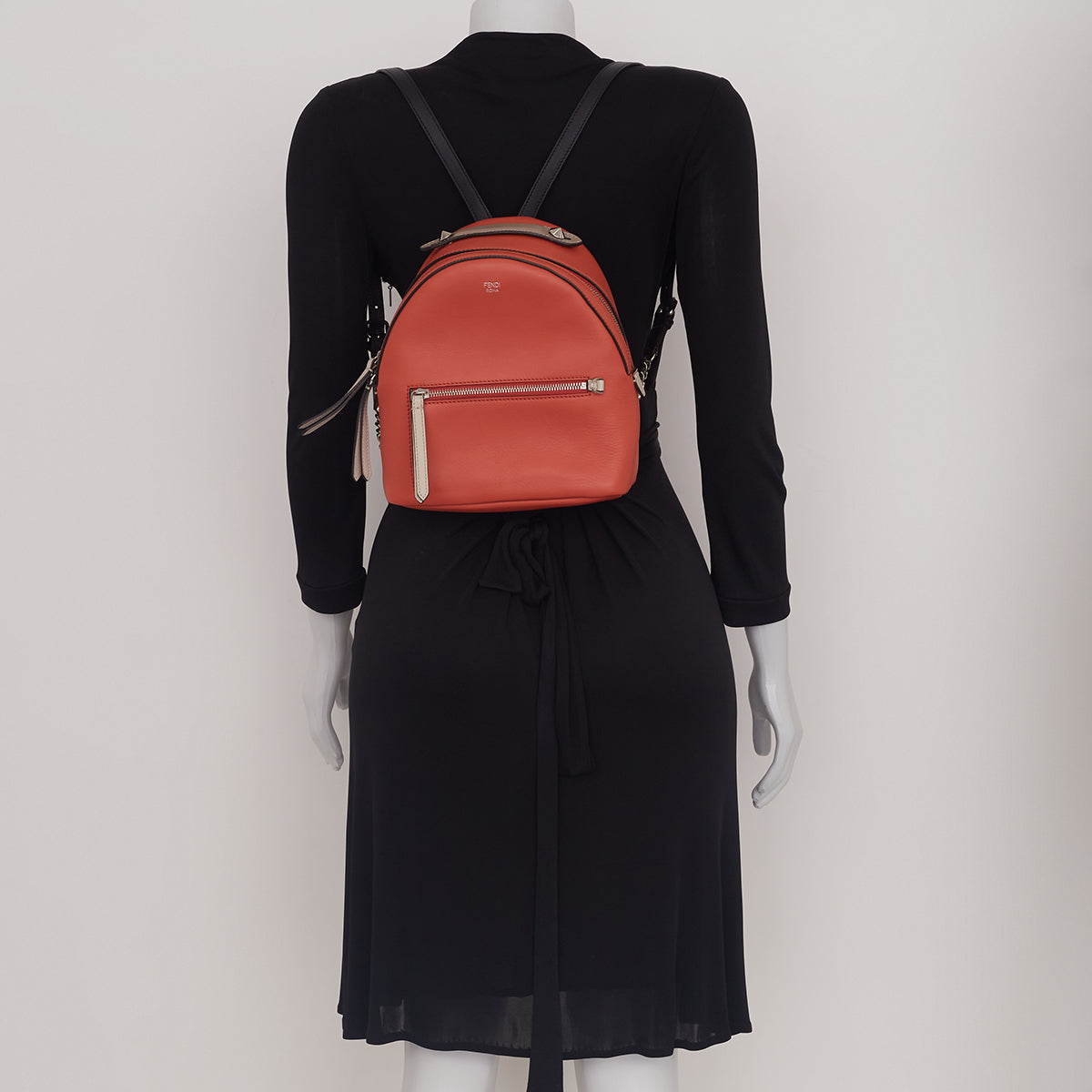 Mochila Fendi By The Way Mini Laranja