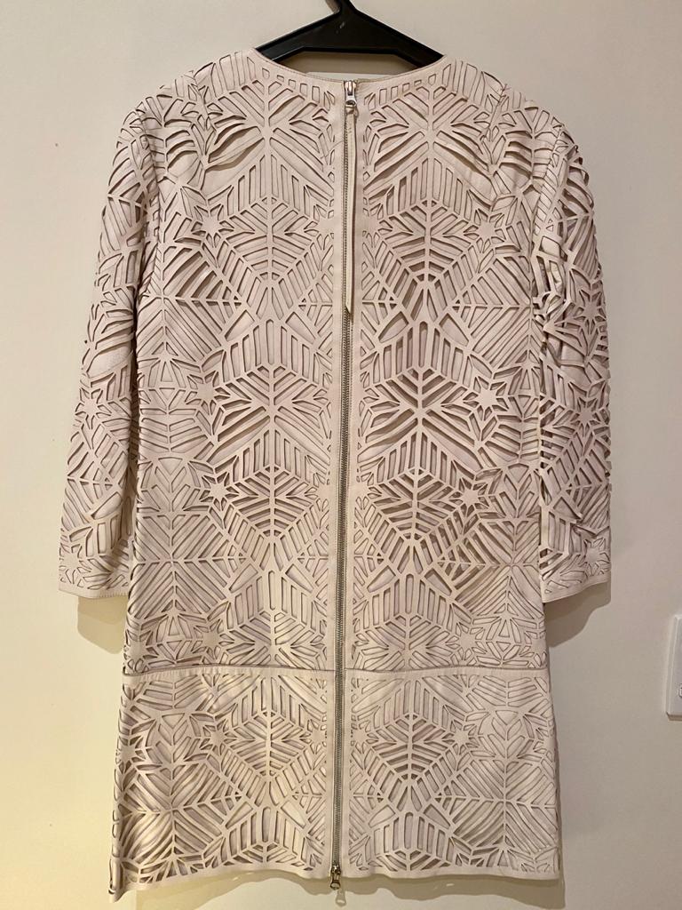 Vestido NK Couro Creme Tam. 36