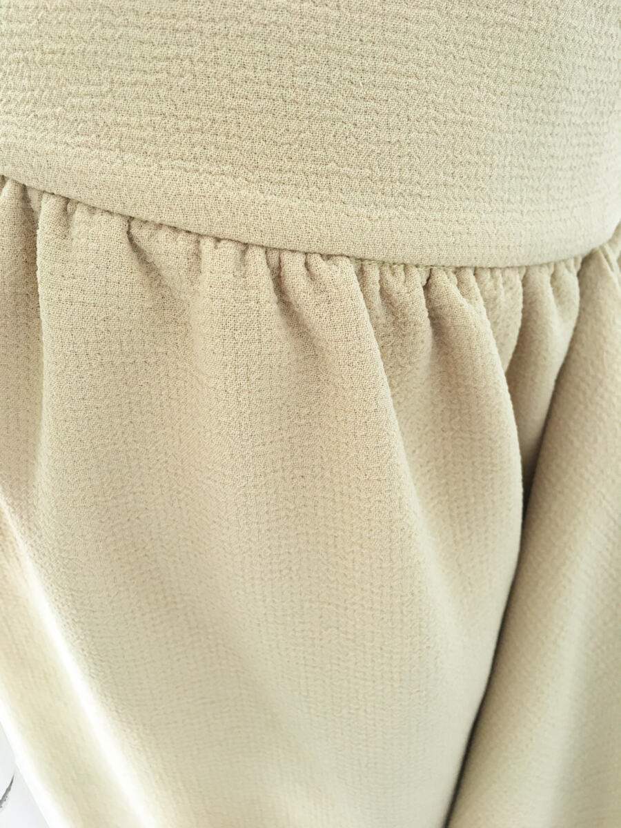 Saia Paula Raia Bege com Babado Tam. 38