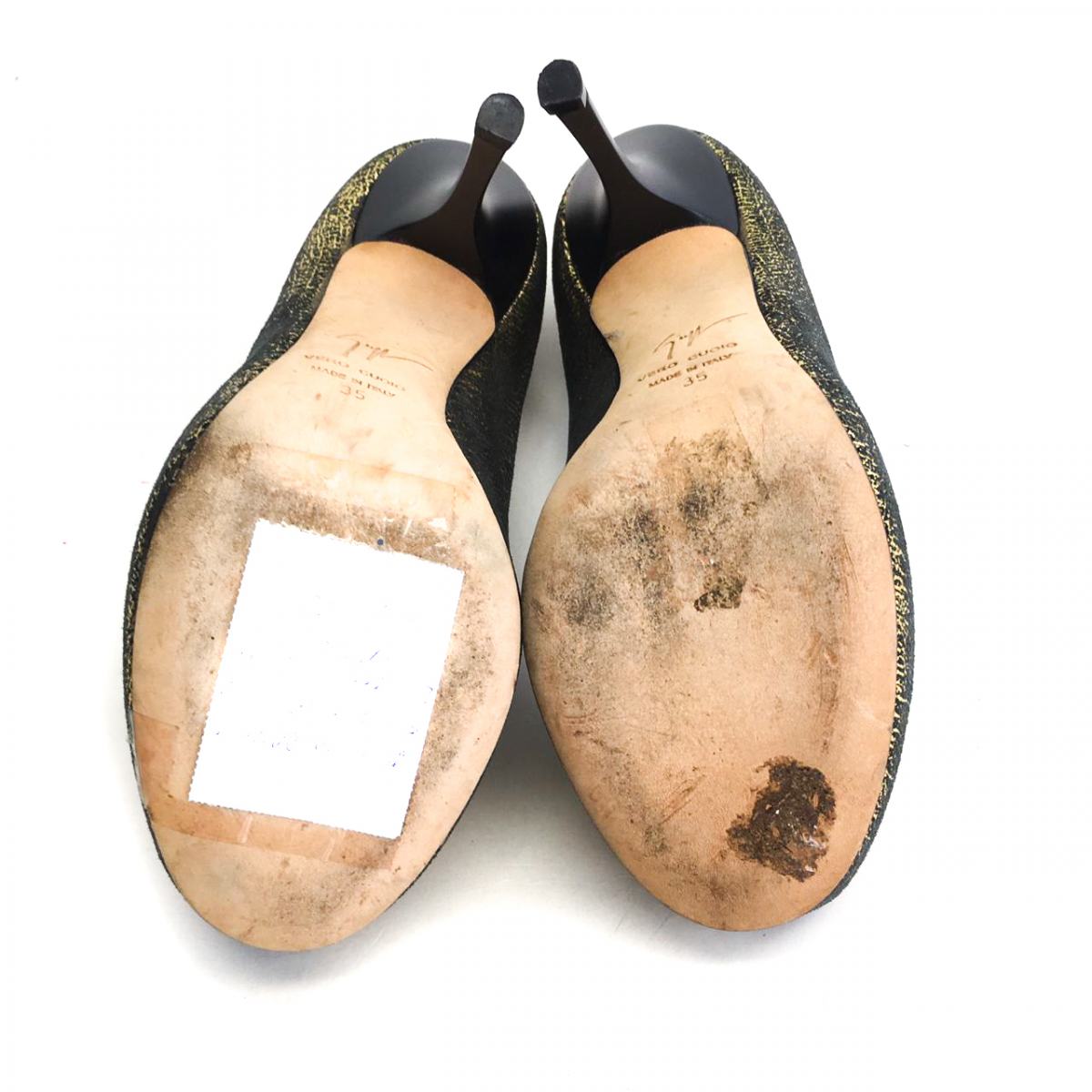 Sapato Giuseppe Zanotti Dourado e Preto Tam. 35