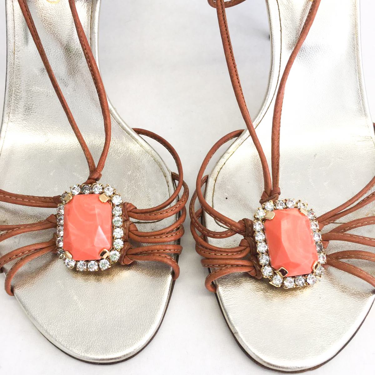 Sandália Valentino Dourado e Terracota Tam. 38