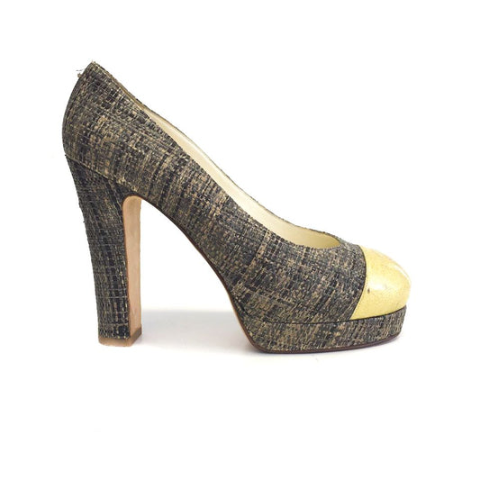 Sapato Chanel Raffia com Dourado Tam. 39