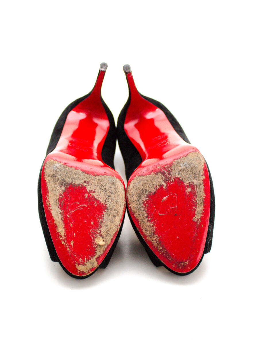 Sapato Peep Toe Camurça Preto Tam. 39,5