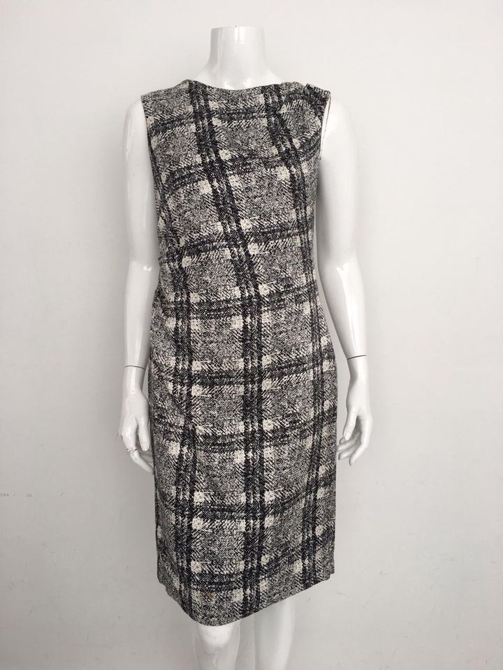 Vestido Carolina Herrera Branco e Preto Tam. 8