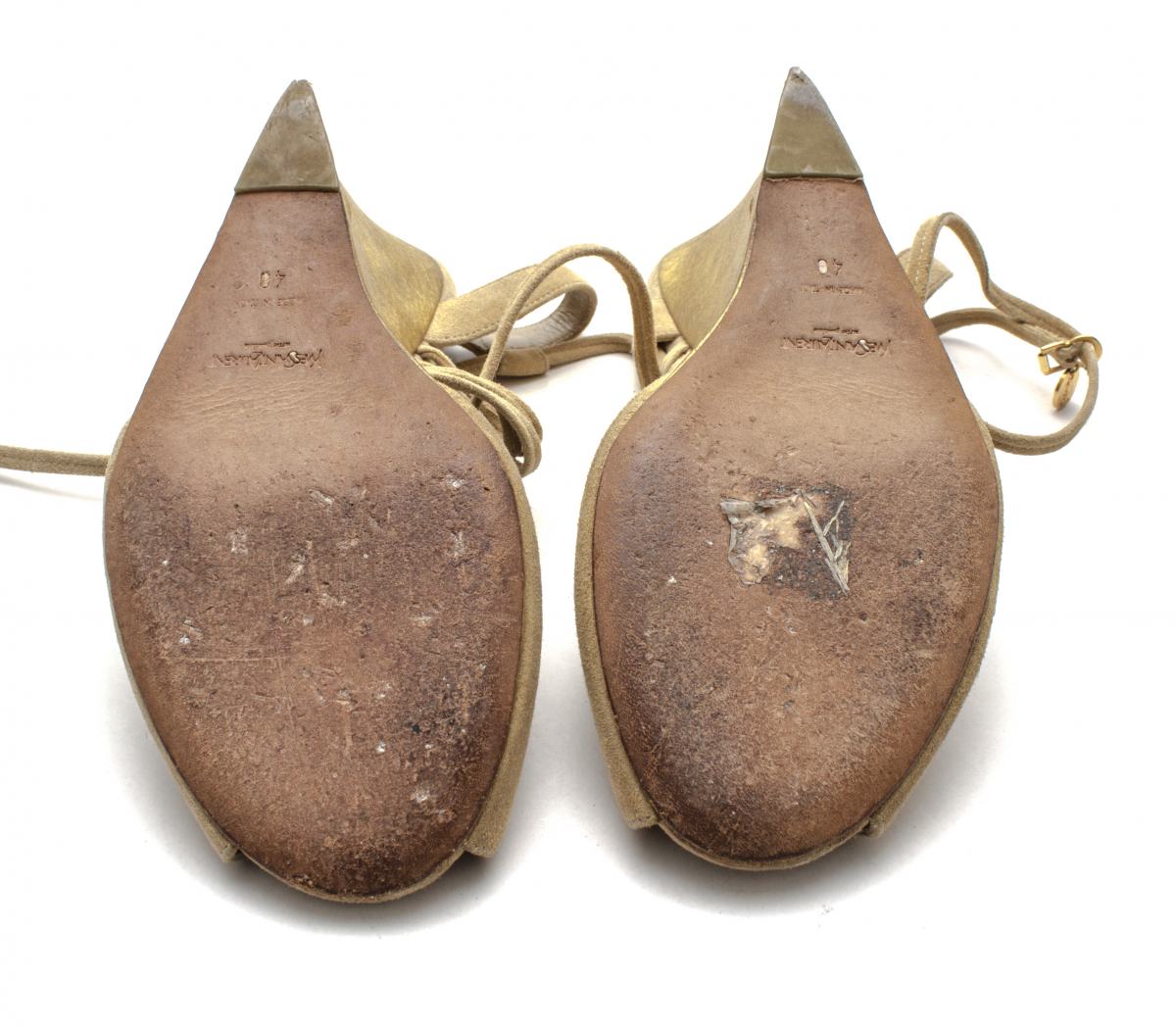 Sandália Plataforma Yves Saint Laurent Camurça Bege Tam. 40