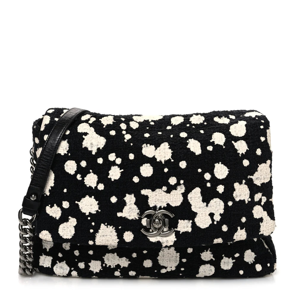 Bolsa Chanel Classic Flap Tweed Preta e Branca
