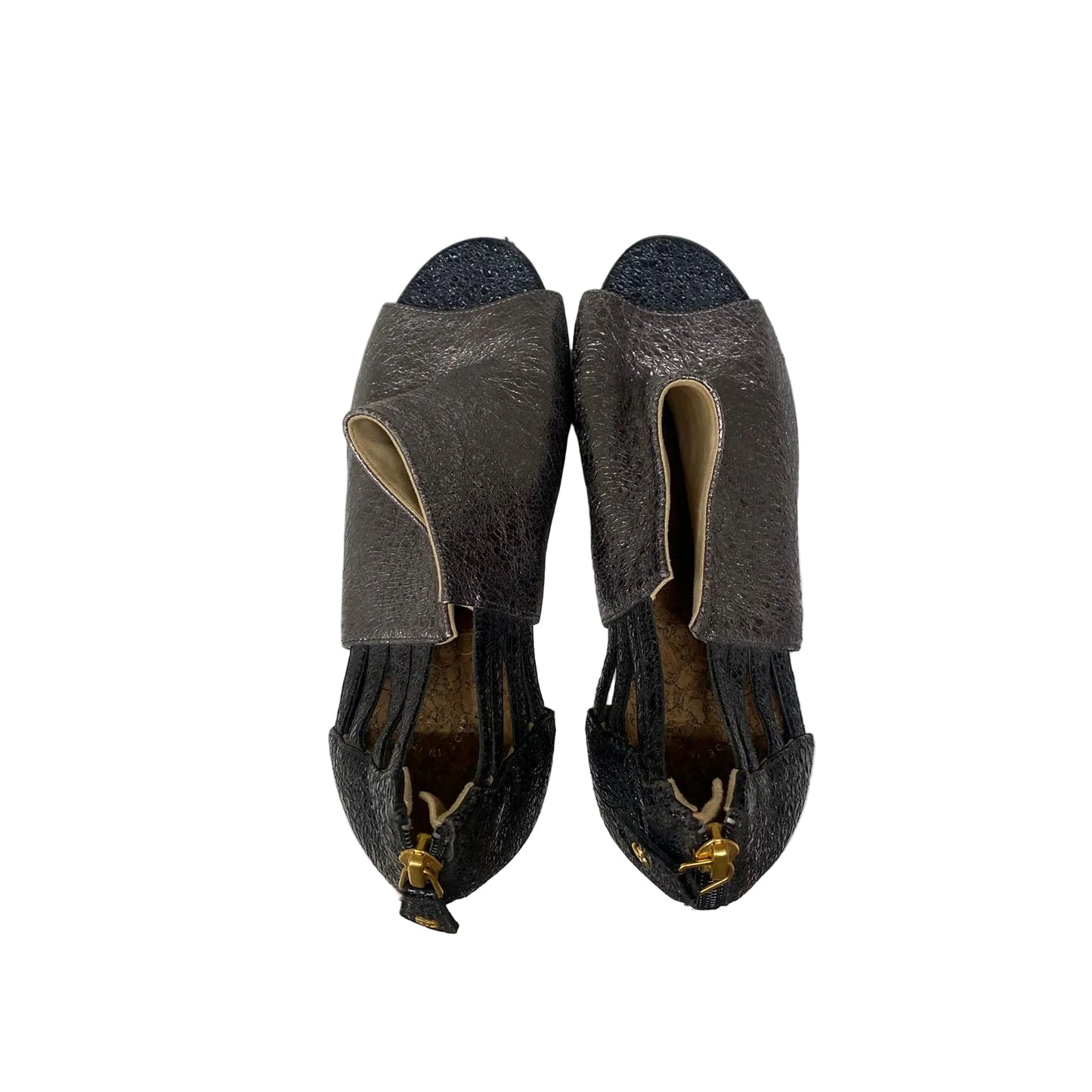 Sandália Chanel Couro Texturizado Cinza Tam 38,5 Br
