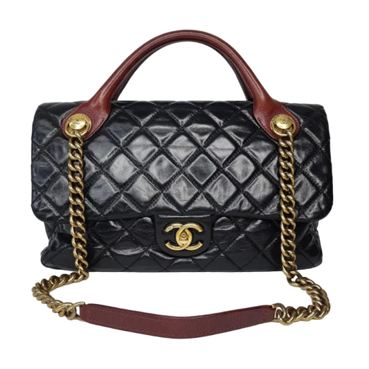 Bolsa Chanel Castle Rock Preta